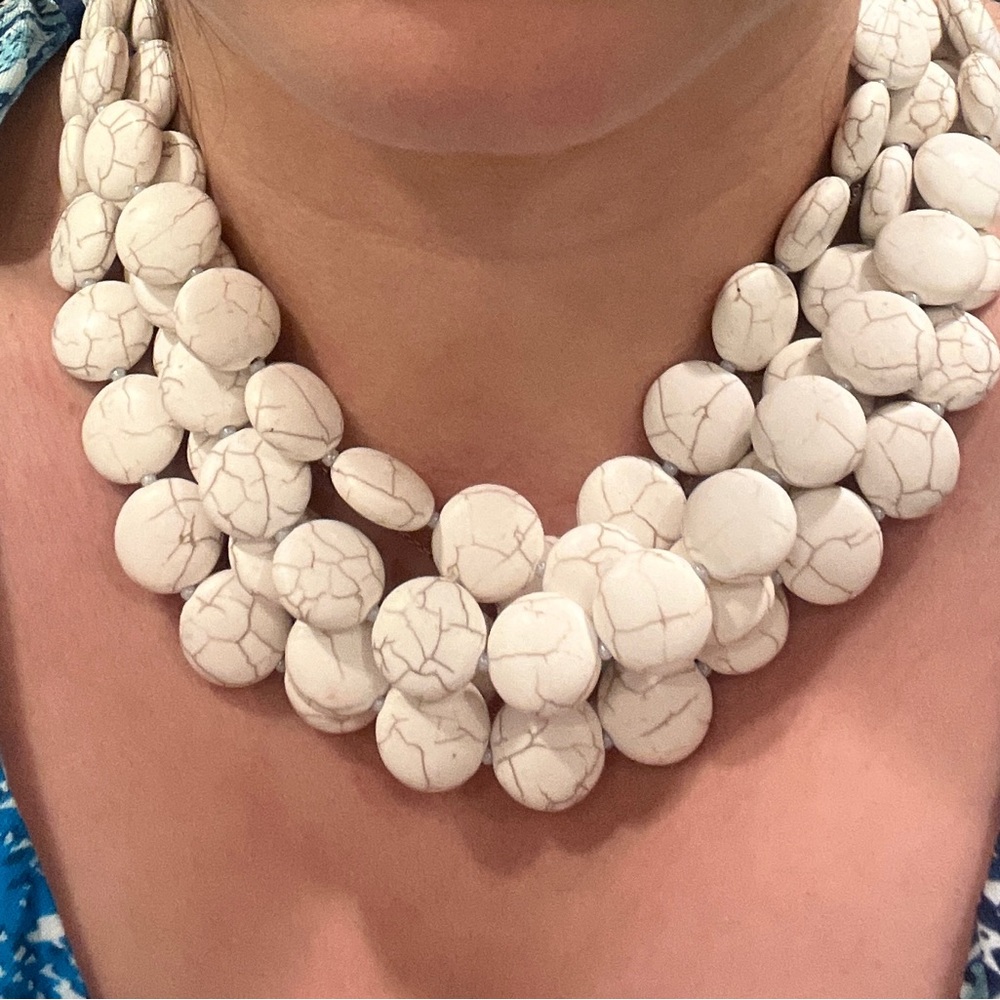 White Howlite Chunky Necklace